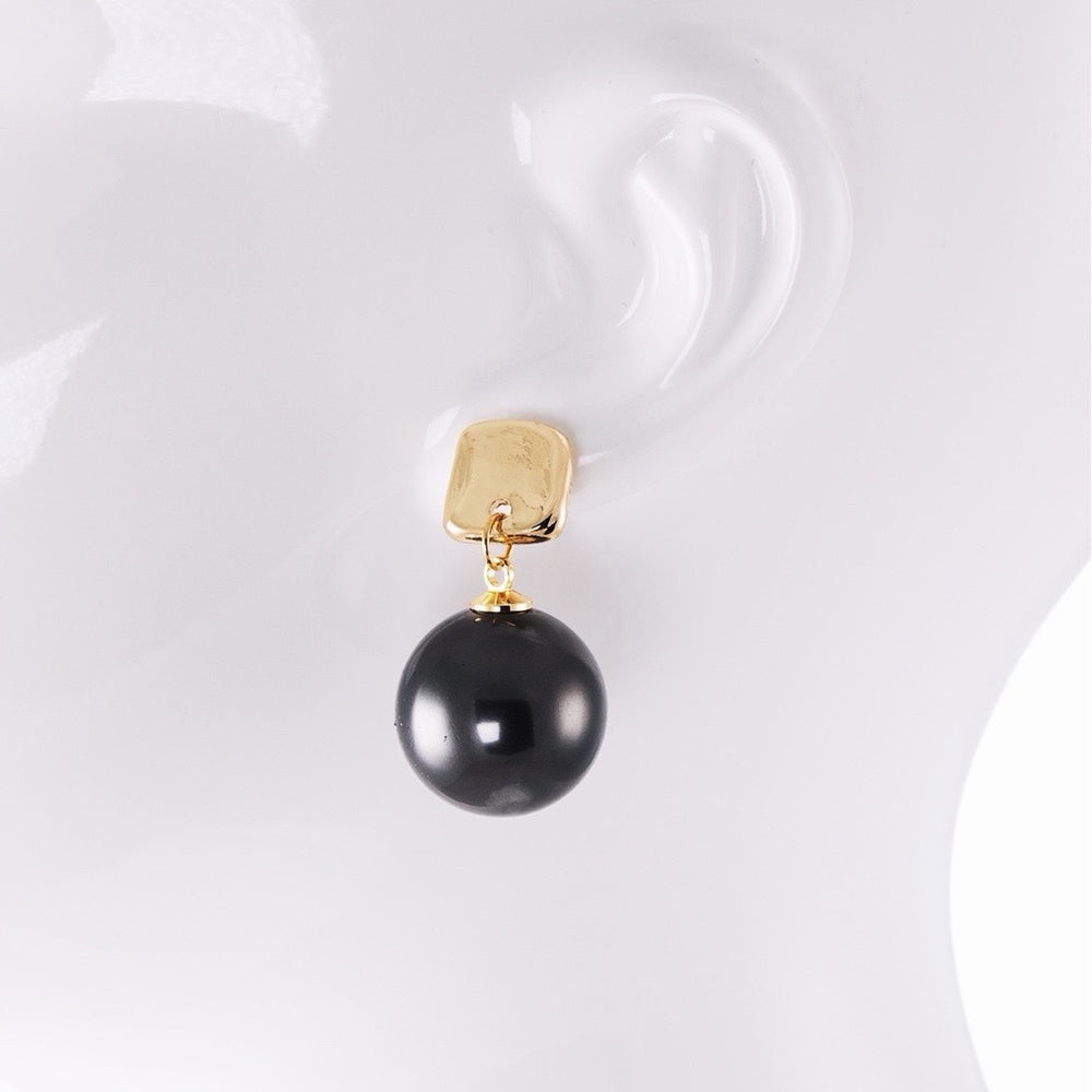 The Anya Pearl Drop Earrings