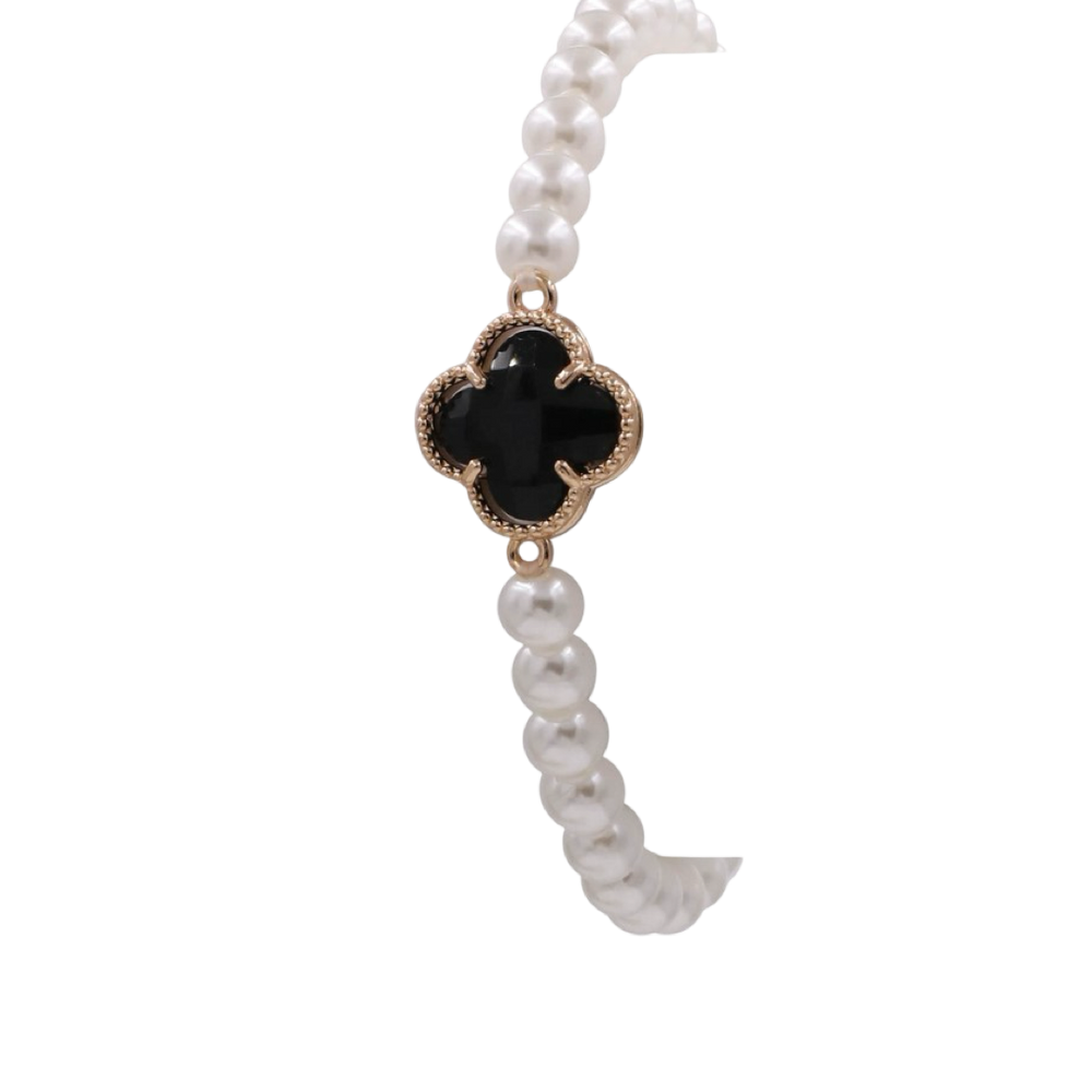 Monique Glass Cream Pearl Bead Quatrefoil Bracelet