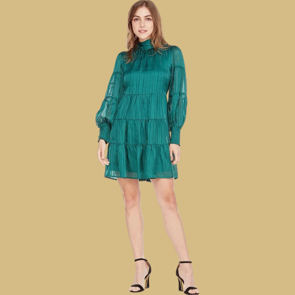 
            
                Load image into Gallery viewer, Green Tie Neck Tiered Dress
            
        