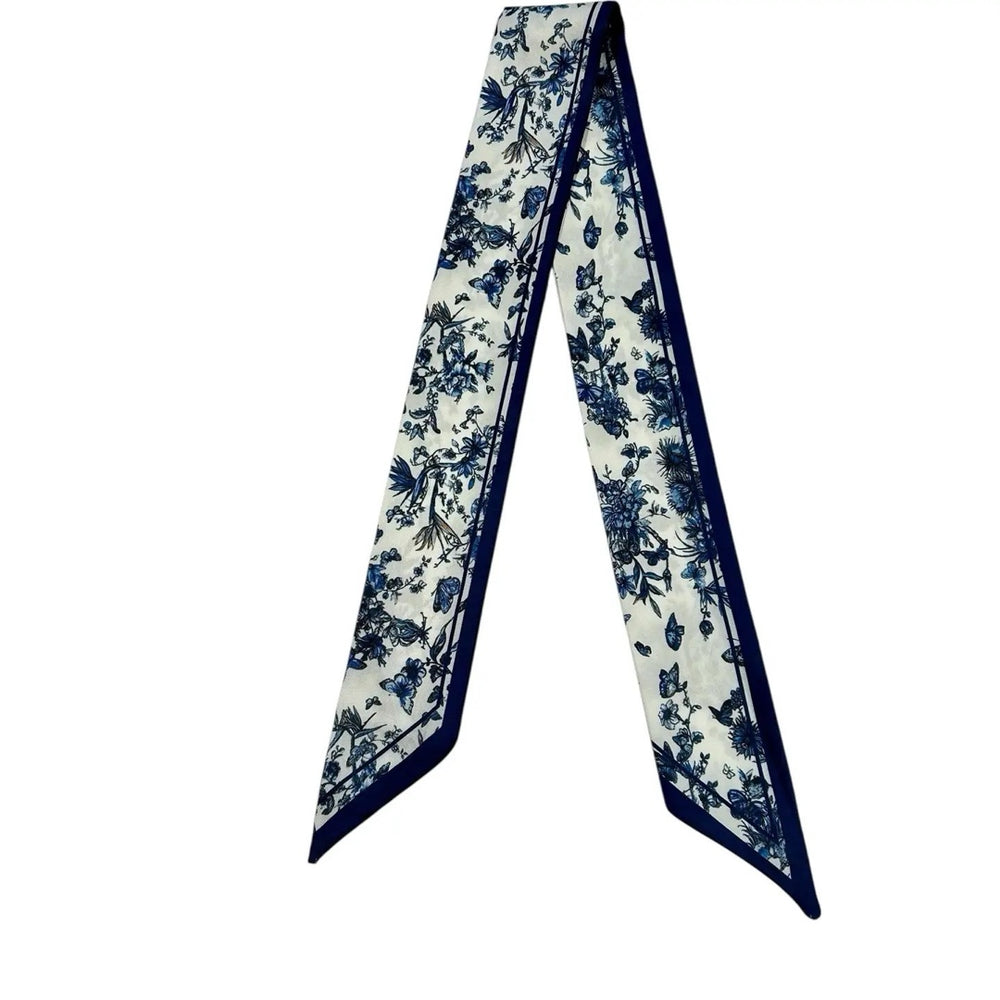 Blue and White Floral Twilly