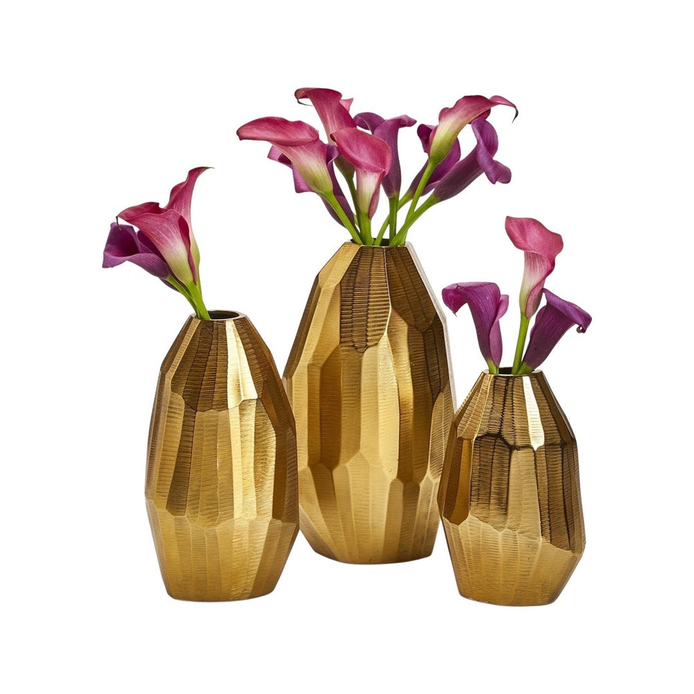 
            
                Load image into Gallery viewer, Hand Etched Vases
            
        